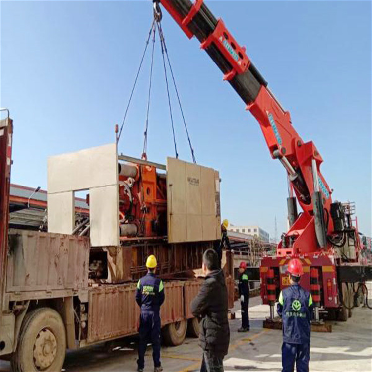 盐山县吊车出租公司推荐：专业团队，设备齐全