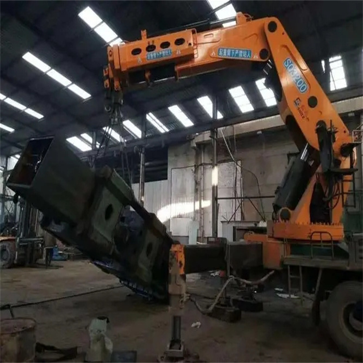 盐山县200吨折臂吊出租