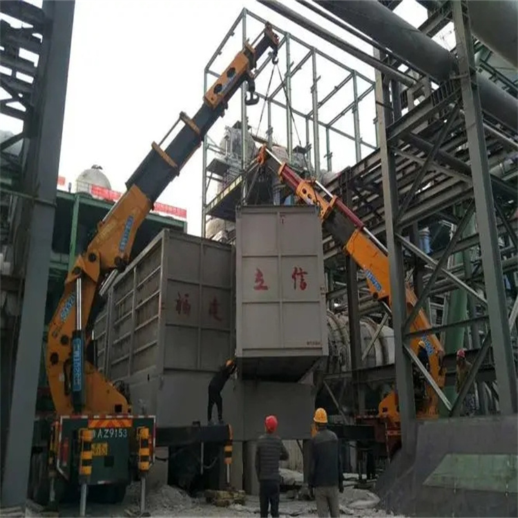 盐山县折臂吊车租赁电话